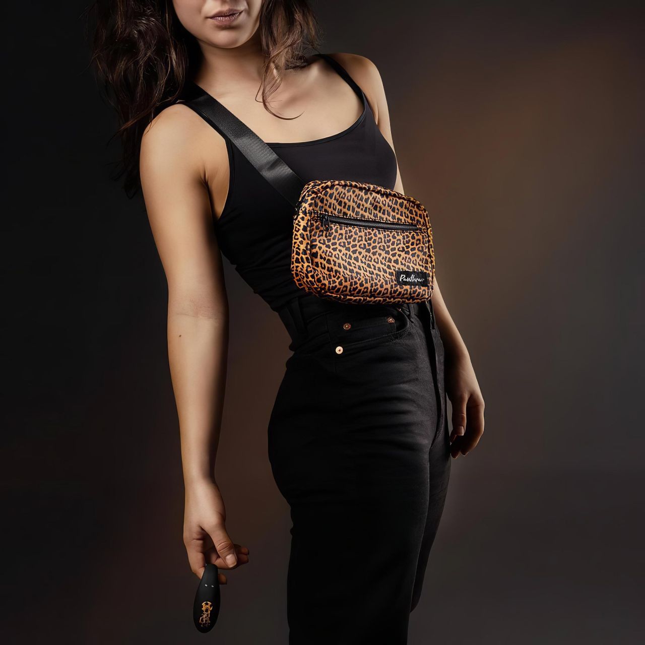 Panthra Zuna - akkus, vízálló párvibrátor (leopárd-fekete) Panthra Zuna - akkus, vízálló párvibrátor (leopárd-fekete)