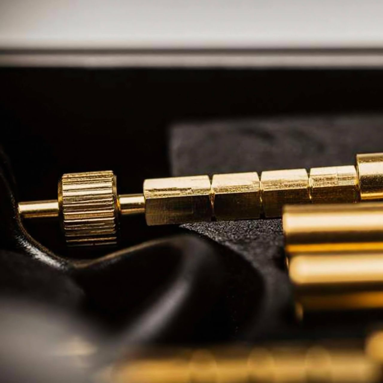 Jes-Extender - Gold Standard pénisznövelő készülék (24K) Jes-Extender - Gold Standard pénisznövelő készülék (24K)