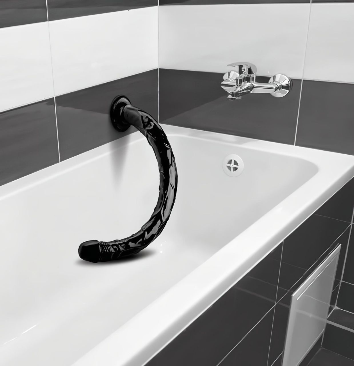 Hosed Anal Snake 19 - tapadókorongos anál dildó (fekete) Hosed Anal Snake 19 - tapadókorongos anál dildó (fekete)