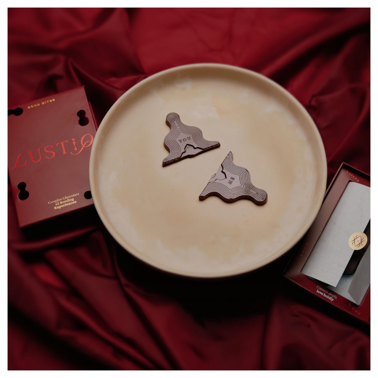 Lustiq - vágyfokozó csokoládé és kártyajáték díszcsomag