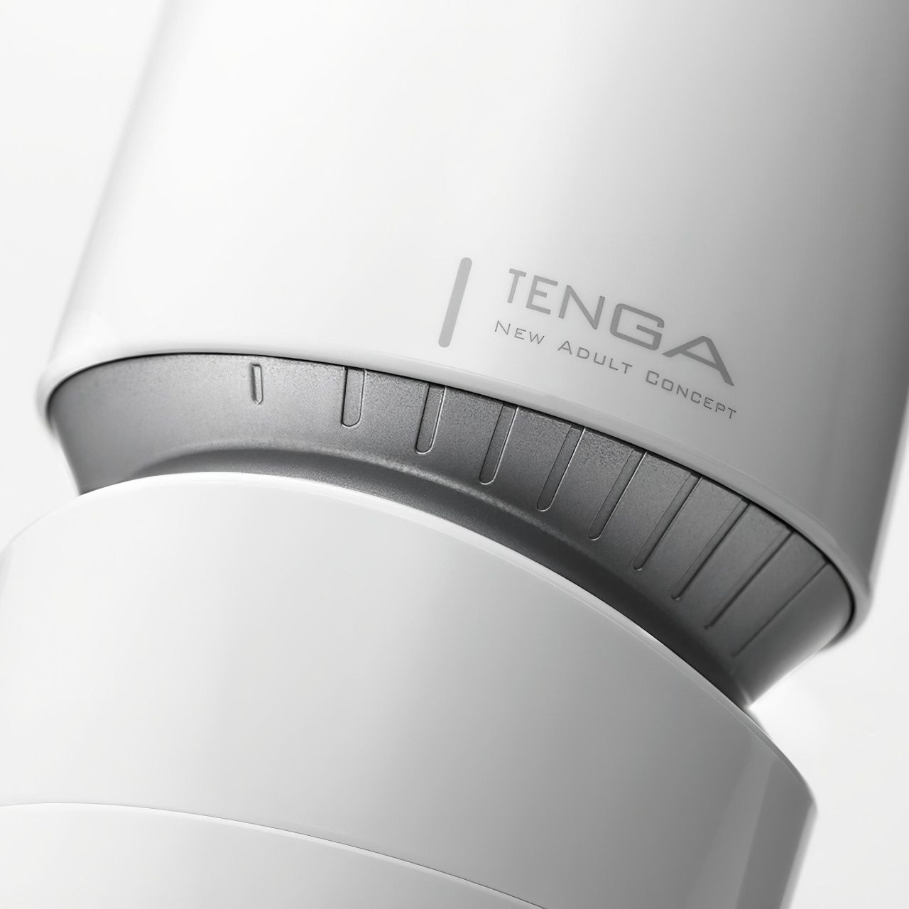 TENGA Aero - szuper szívó száj maszturbátor (fehér-ezüst) TENGA Aero - szuper szívó száj maszturbátor (fehér-ezüst)